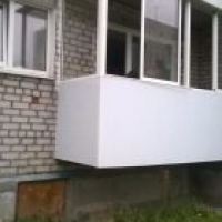 Остекление балконов карпинск